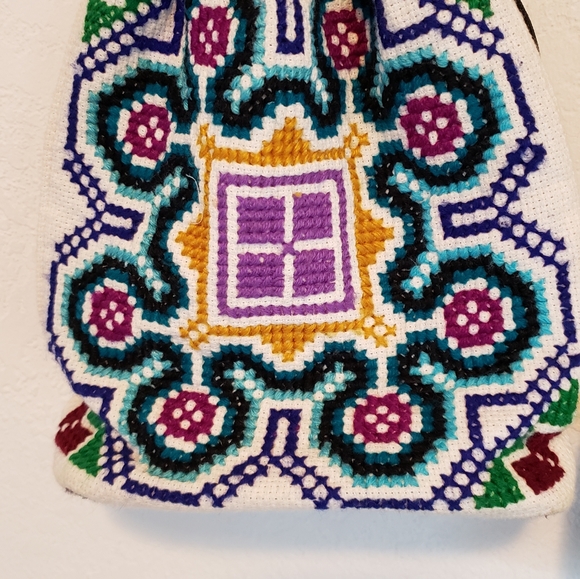 x2 Handmade Totes Colorful Asian Handmade Totes with Intricate Colorful Pattern - Picture 11 of 15